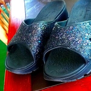 Women's Skechers arch fit sparkle slides size 9